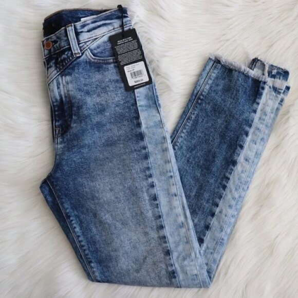 NWT Hudson Zoeey Front Yoke Blue Acid Wash High Rise Cropped Jeans Size 27 - Picture 4 of 9